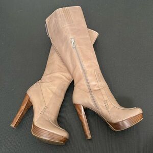 Women’s Calvin Klein Britton leather boots size 8.5